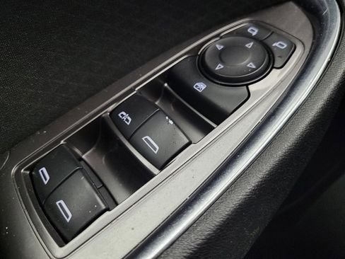 Used 2019 Chevrolet Malibu LT image 27