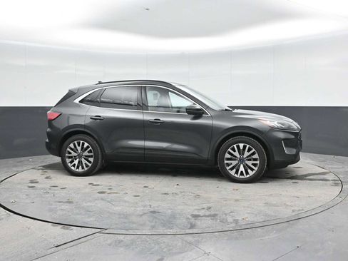 Used 2020 Ford Escape Titanium w/ Titanium Premium Package 2.0 image 8