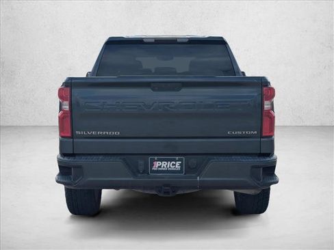 Used 2020 Chevrolet Silverado 1500 Custom w/ Custom Value Package RWD image 6