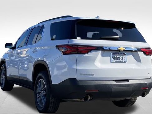 Certified 2023 Chevrolet Traverse LT image 2