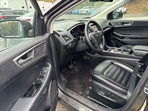 Used 2020 Ford Edge SEL w/ Convenience Package image 14