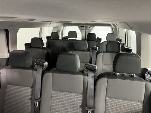 Used 2023 Ford Transit 350 XLT image 27