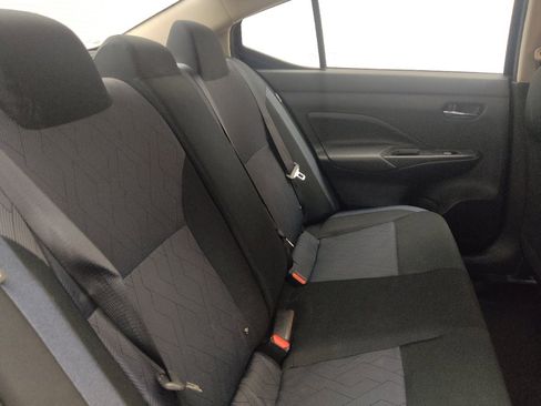 Used 2025 Nissan Versa SV FWD image 19