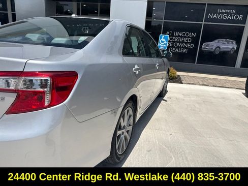 Used 2014 Toyota Camry XLE FWD image 10