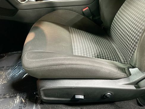 Used 2019 Dodge Challenger GT image 18