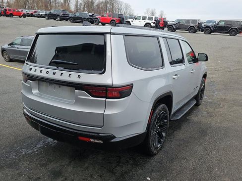 Used 2024 Jeep Wagoneer Series II w/ Convenience Group I image 4