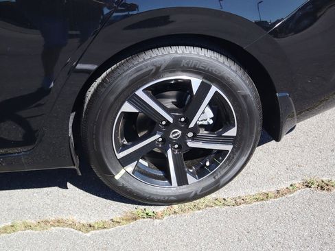 New 2025 Nissan Sentra SV image 8