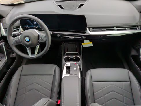 Used 2026 BMW X1 xDrive28i w/ Convenience Package AWD/4WD image 33