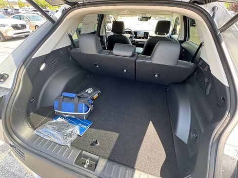 New 2025 Hyundai Ioniq 5 SEL image 32