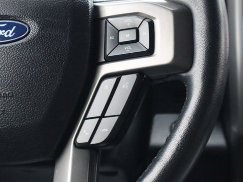 Used 2021 Ford Expedition XLT image 17