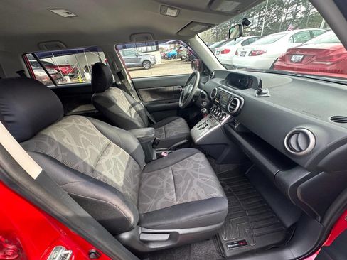 Used 2013 Scion xB Base 4dr Wagon 4A image 13