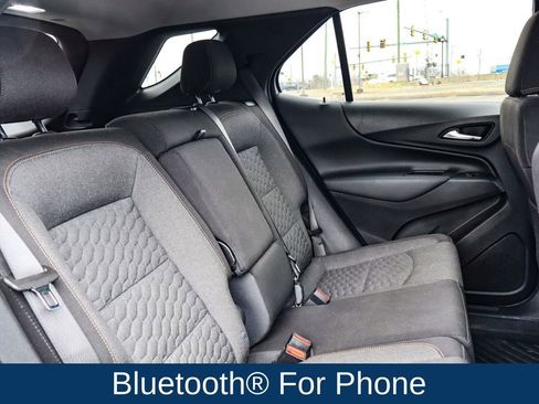 Used 2021 Chevrolet Equinox LT image 17