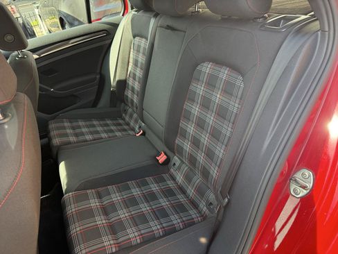 Used 2017 Volkswagen GTI Autobahn FWD image 7