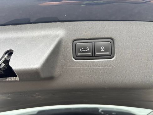 Used 2025 Hyundai Santa Fe SEL AWD/4WD image 46