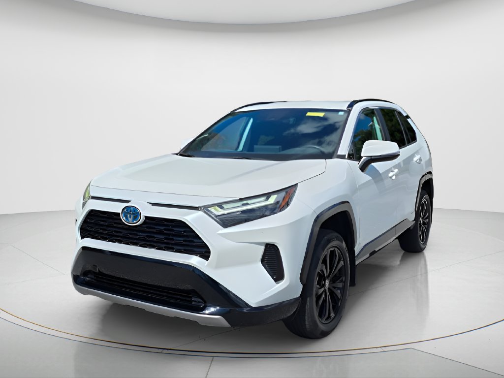 Used 2024 Toyota RAV4 SE AWD/4WD image 1