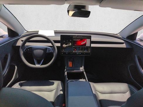Used 2024 Tesla Model 3 Long Range AWD/4WD image 9