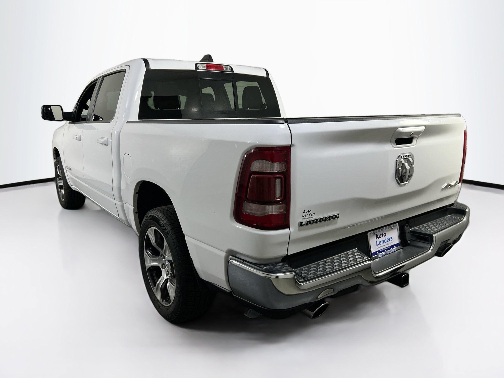 Used 2023 RAM 1500 Laramie AWD/4WD image 7