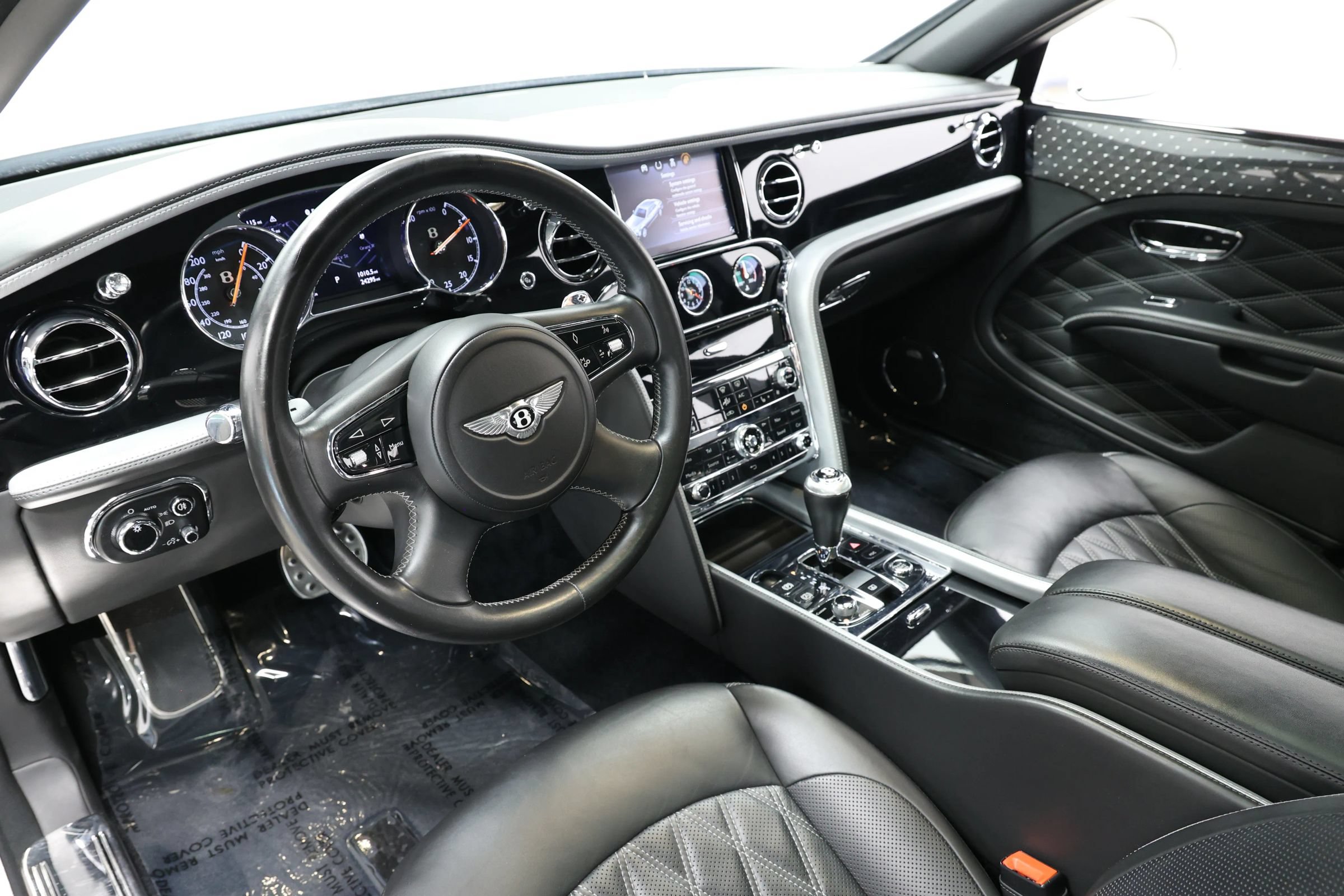 Used 2018 Bentley Mulsanne RWD image 2