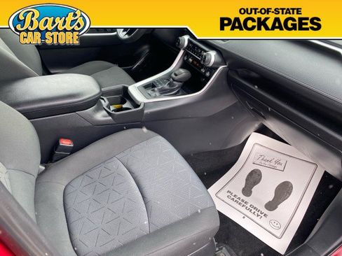 Used 2021 Toyota RAV4 XLE w/ XLE Grade Weather Package image 16
