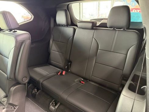 New 2025 GMC Acadia Elevation w/ Elevation Premium Package image 21