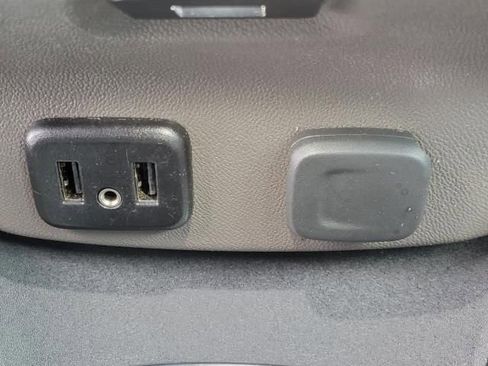 Used 2018 Chevrolet Malibu LT w/ Leather Package FWD image 26