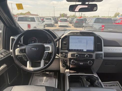 Used 2022 Ford F250 Lariat w/ Lariat Ultimate Package AWD/4WD image 14