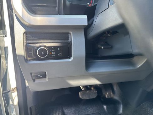 Certified 2023 Ford F250 XL w/ XL Chrome Package image 11