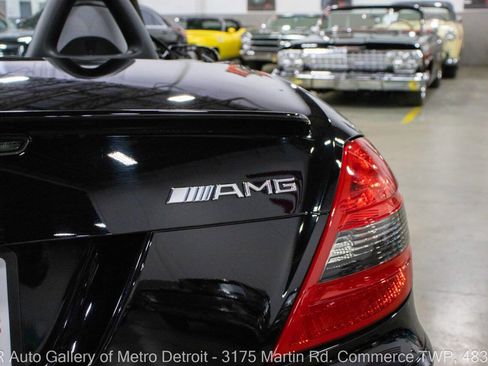 Used 2005 Mercedes-Benz SLK 55 AMG image 27