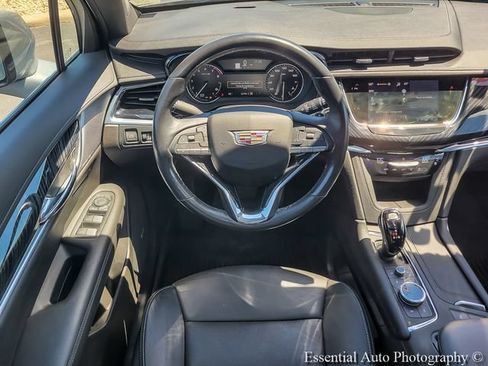 Certified 2023 Cadillac XT6 Premium Luxury w/ LPO, Floor Liner Package AWD/4WD image 15
