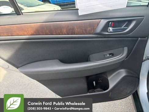 Used 2016 Subaru Outback 2.5i Limited image 29
