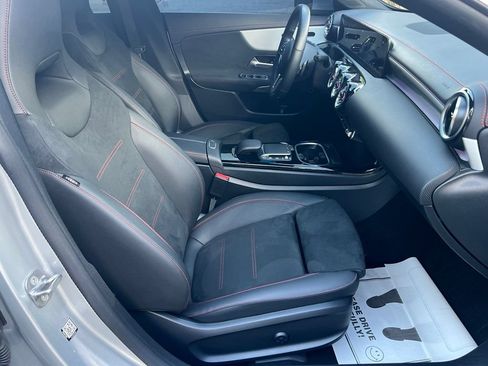 Used 2023 Mercedes-Benz CLA 250 4MATIC image 15