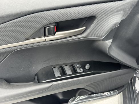 New 2026 Toyota Camry SE FWD image 18