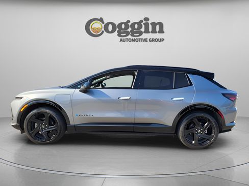 New 2025 Chevrolet Equinox EV RS image 2