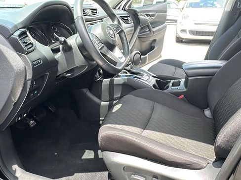 Used 2017 Nissan Rogue SV w/ Midnight Edition FWD image 21