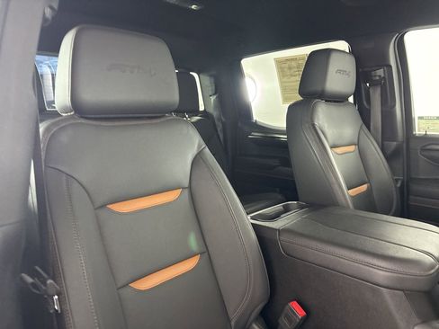 Used 2024 GMC Sierra 1500 AT4 w/ AT4 Premium Package image 28