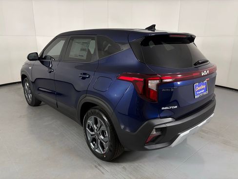 New 2026 Kia Seltos LX image 6