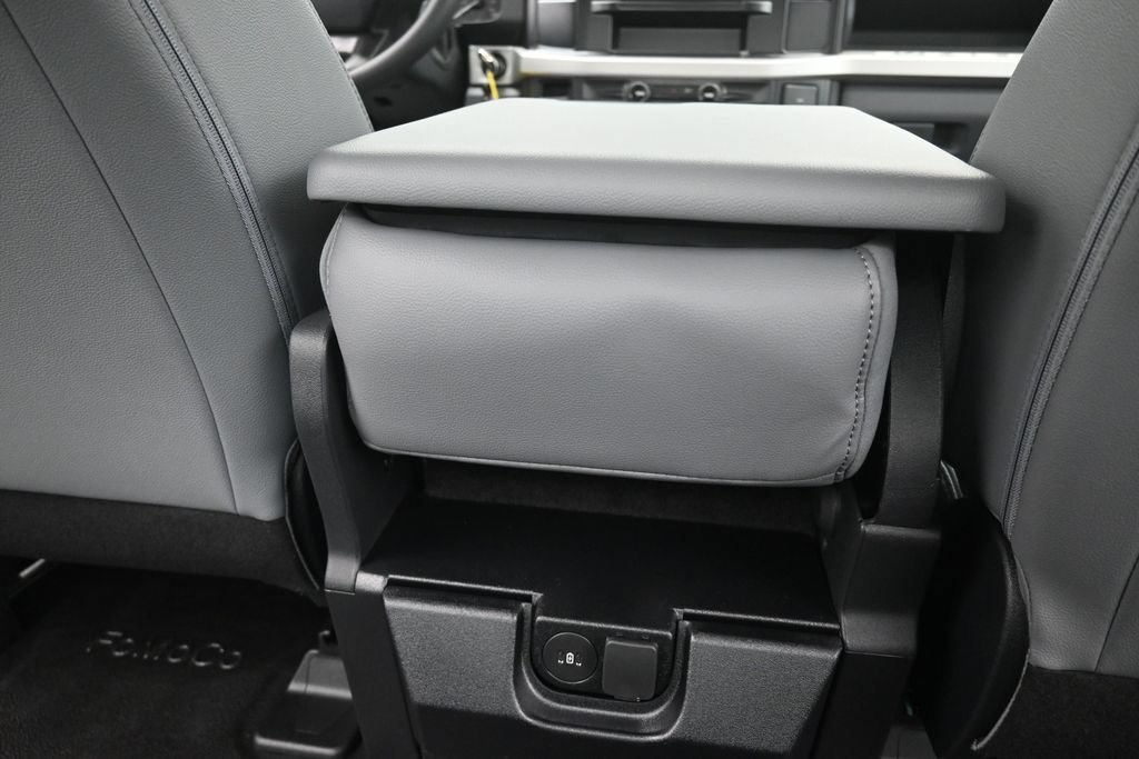 New 2027 Ford F250 XL AWD/4WD image 12