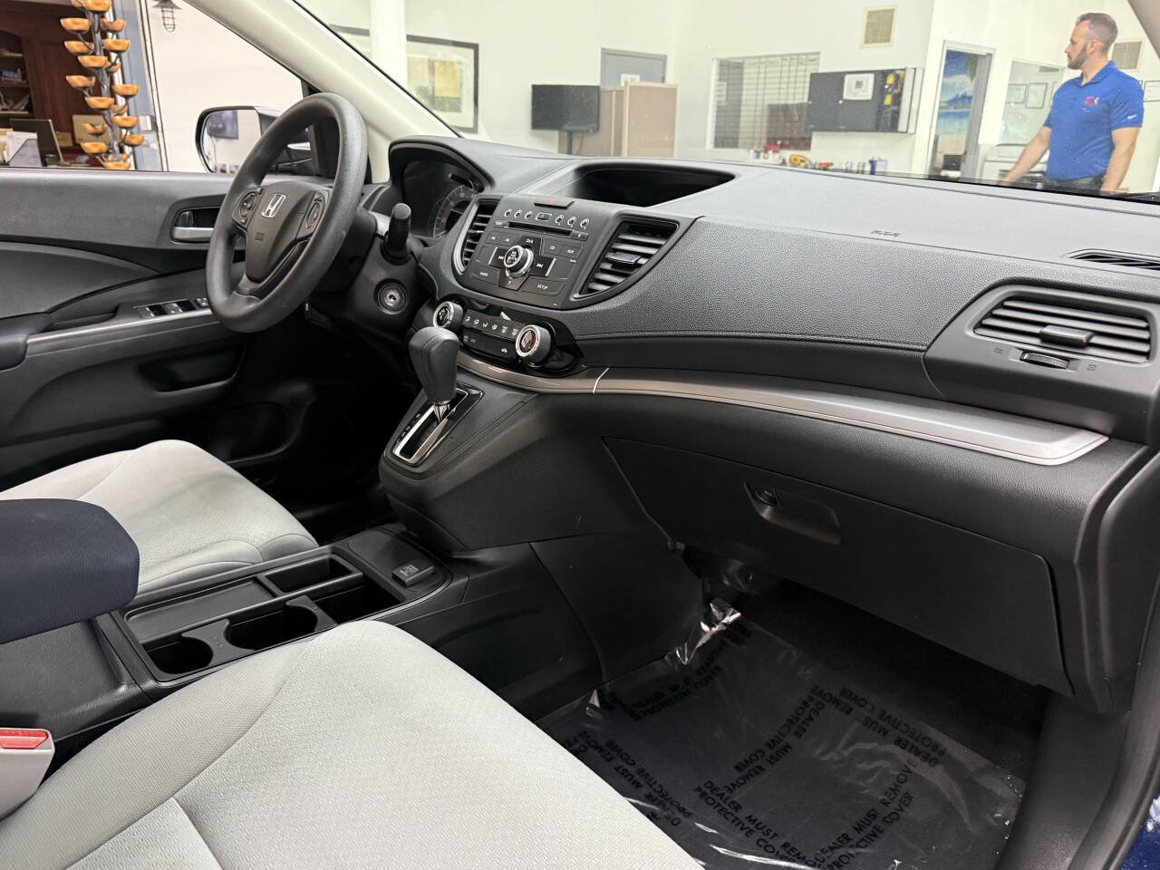 Used 2015 Honda CR-V LX image 17