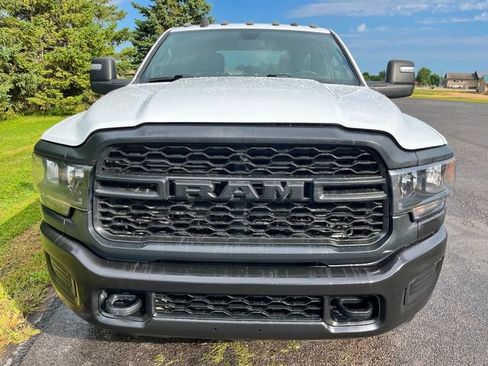 Used 2024 RAM 3500 Tradesman w/ Bed Utility Group AWD/4WD image 4