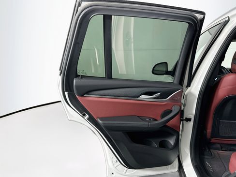 Used 2024 BMW X3 sDrive30i w/ Convenience Package RWD image 27