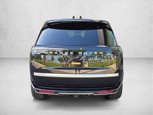 Certified 2025 Land Rover Range Rover Long Wheelbase Autobiography AWD/4WD image 7