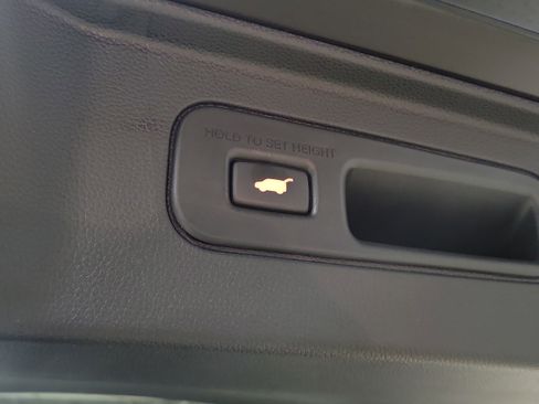 Certified 2023 Honda Pilot EX-L image 10