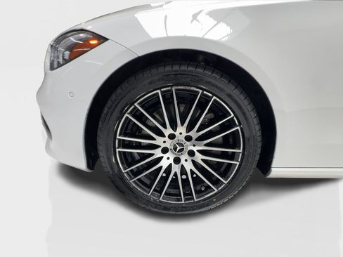 Used 2024 Mercedes-Benz C 300 Sedan image 13