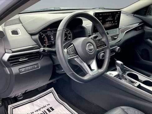 Certified 2024 Nissan Altima 2.5 SR w/ SR Premium Package FWD image 15