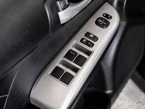 Used 2014 Toyota Camry SE w/ Leather Package image 43