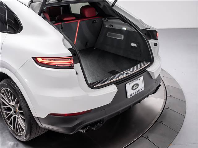 Used 2022 Porsche Cayenne Platinum Edition AWD/4WD image 35