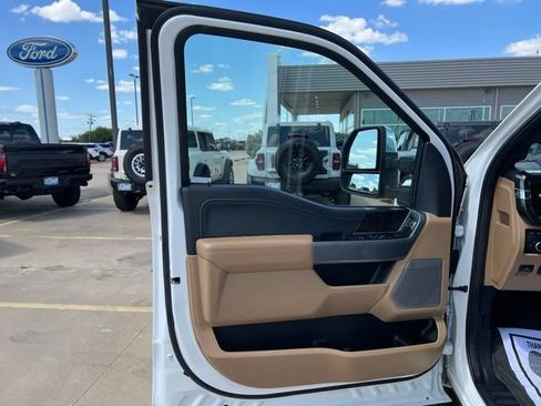 Used 2024 Ford F350 Lariat w/ Chrome Package AWD/4WD image 13