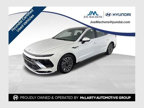 Used 2025 Hyundai Sonata Limited FWD image 1
