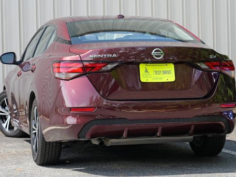 Used 2023 Nissan Sentra SV w/ All-Weather Package FWD image 5