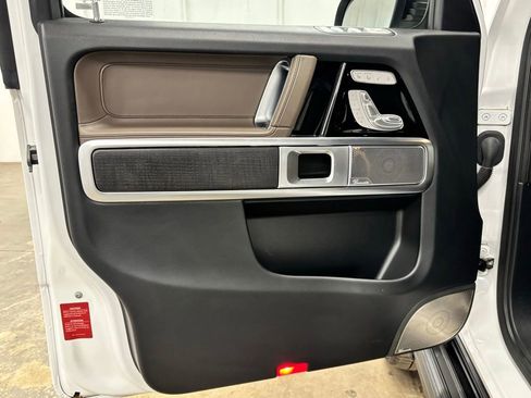 Certified 2025 Mercedes-Benz G 550 image 18
